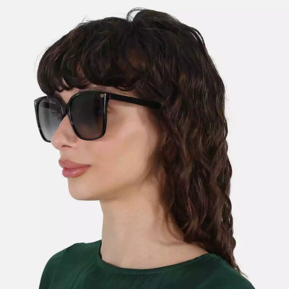Gucci Grey Cat Eye Ladies Sunglasses With Bee on Arm NEW